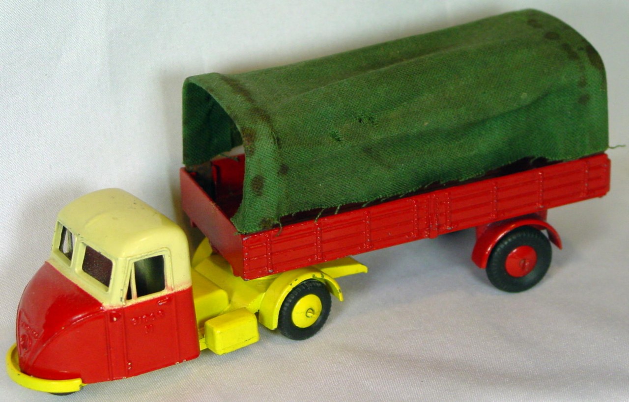 43 - BUDGIE 240 Scammell Scarab Red and cream and yellow green canopy