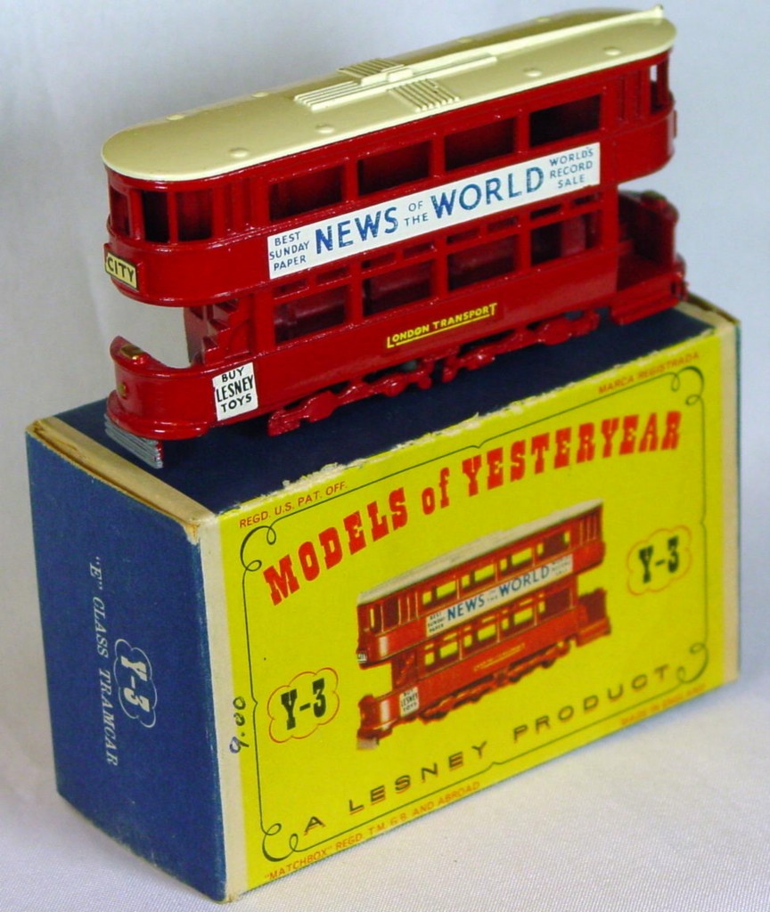 Models of YesterYears 03 A 4 - Tramcar black plastic wheels white roof open deck 3chips C9 D1 MILL14