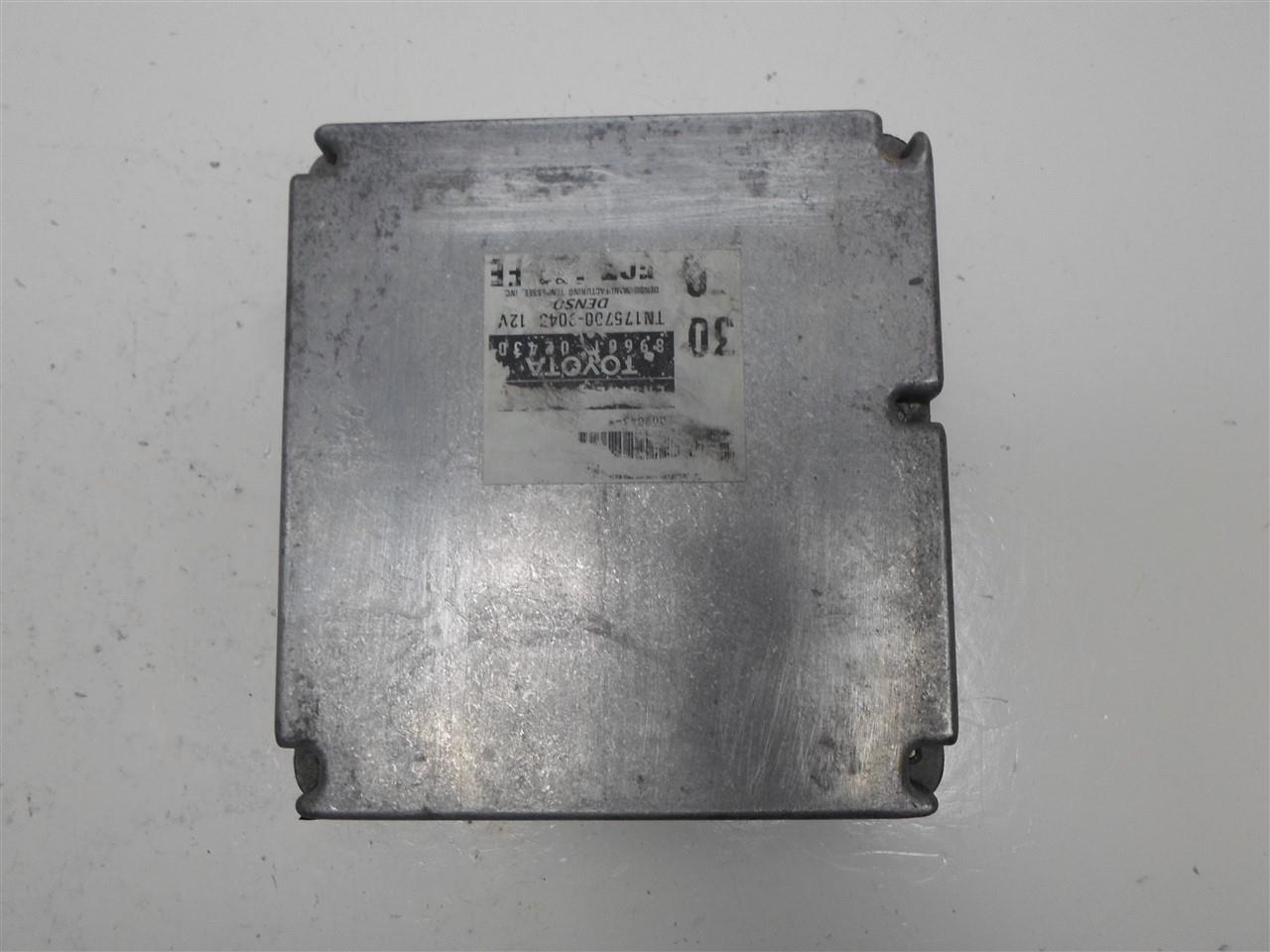 98 TOYOTA COROLLA AUTO CALIF ECU ECM COMPUTER NUMBER 89661-02430