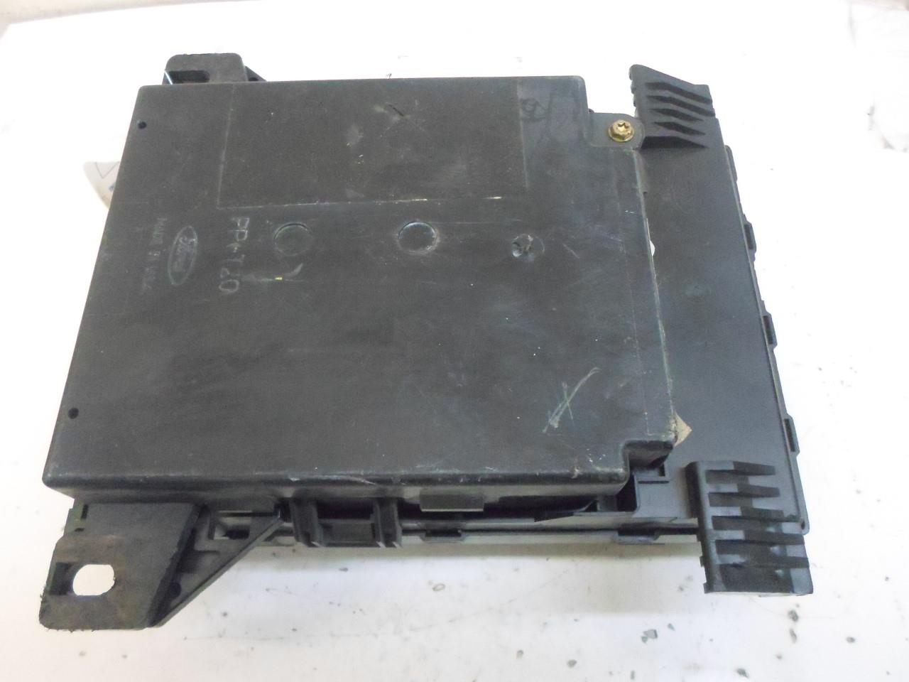 Audio Control Module Ford Taurus