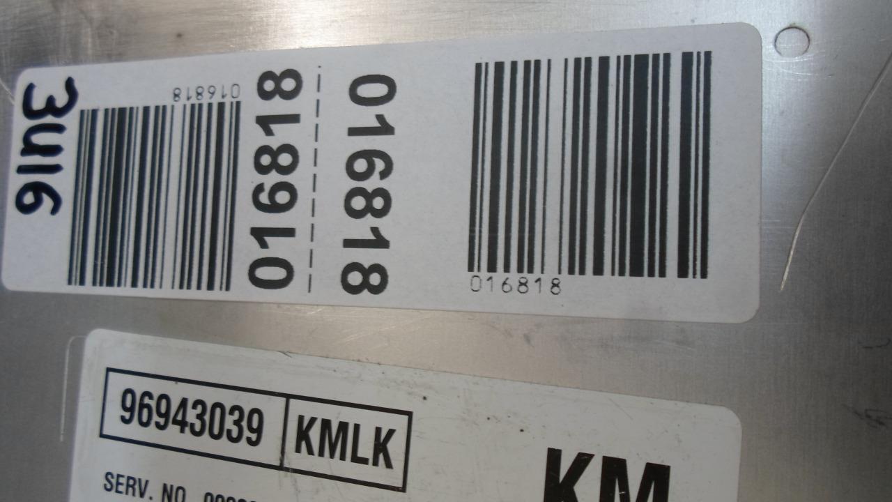 パソコン ENGINE COMPUTER SUZUKI FORENZA 2008 96943039 KMLK PCM ECM