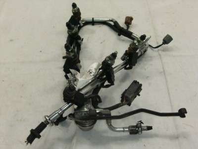 Ford 3.8l fuel rail #3