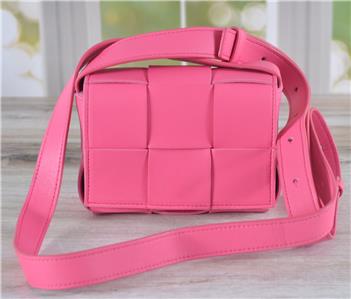 ショルダーバッグ・ポシェット BOTTEGA VENETA Mini cassette bag in woven nappa NEW Bottega Veneta MINI CASSETTE Intrecciato Nappa Crossbody
