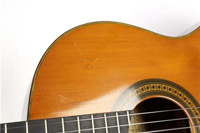 Yamaha Japan C-200 Classical Acoustic Nylon String Guitar