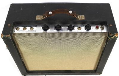 Vintage 1960s Harmony H410A Electric Guitar 5w Tube Combo Amplifier Amp