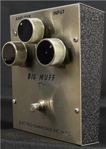 BIG MUFF PI【ファズ】 Amazon.com: Electro-Harmonix Deluxe Big Muff Pi Fuzz Pedal