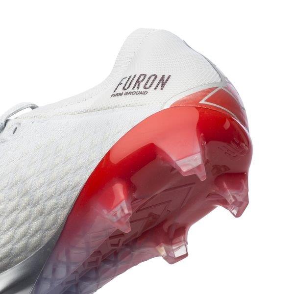 New Balance Men display picture 3