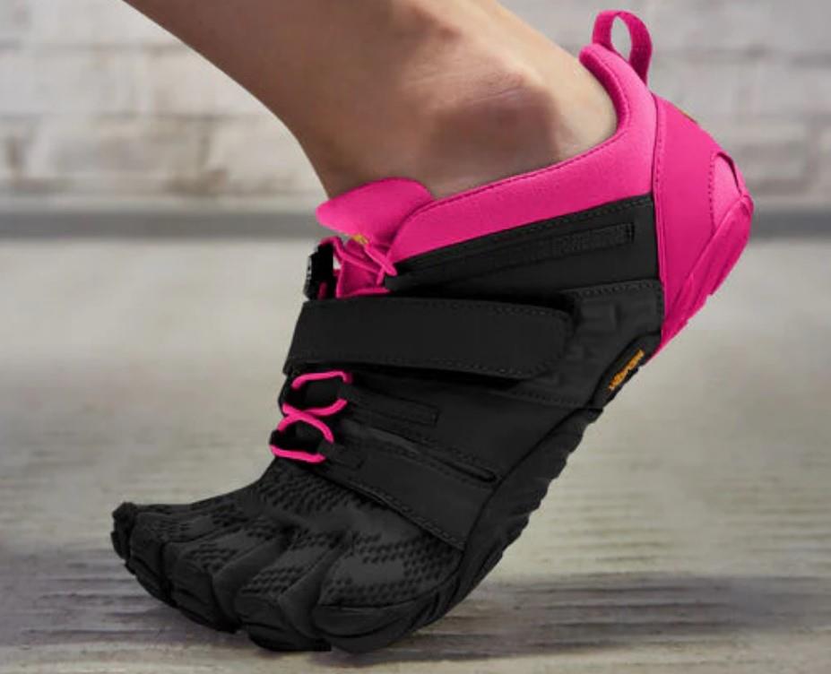 Vibram Five Fingers v-train 2.0 美品 Amazon.com | Vibram Men's FiveFingers V-Train 2.0 Shoe