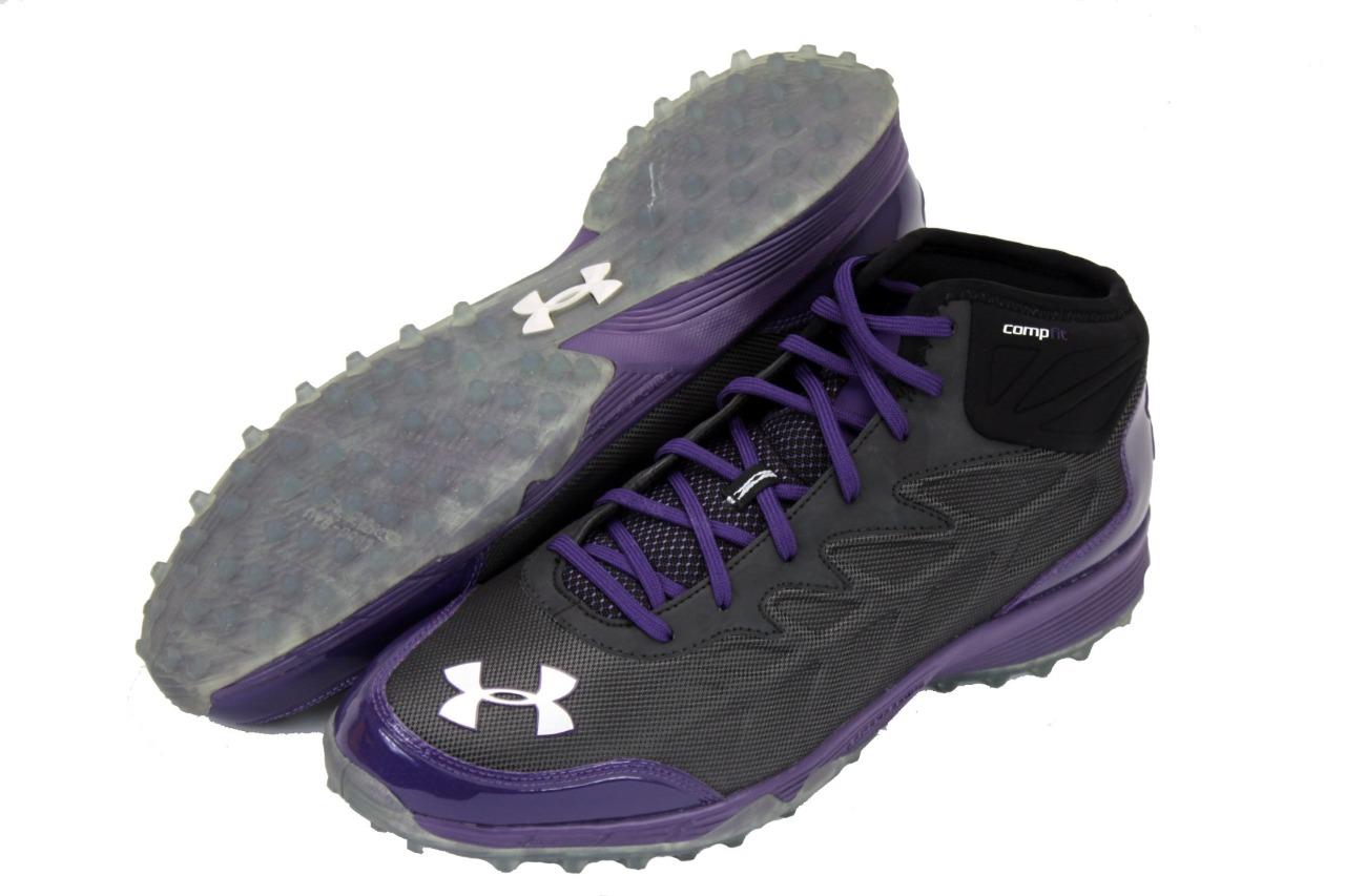 baseball cleats on artificial turf