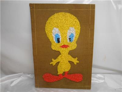 Old Vtg Tweety Bird Melted Plastic Popcorn Decoration Wall Hanging