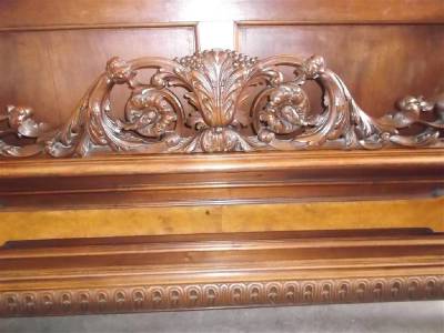 BEAUTIFUL CARVED ANTIQUE ITALIAN WALNUT BEDROOM SET INCREDIBLE BED ...