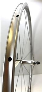 NEW Shimano WH-R600 bicycle road WHEEL 700c Clincher FRONT Quick